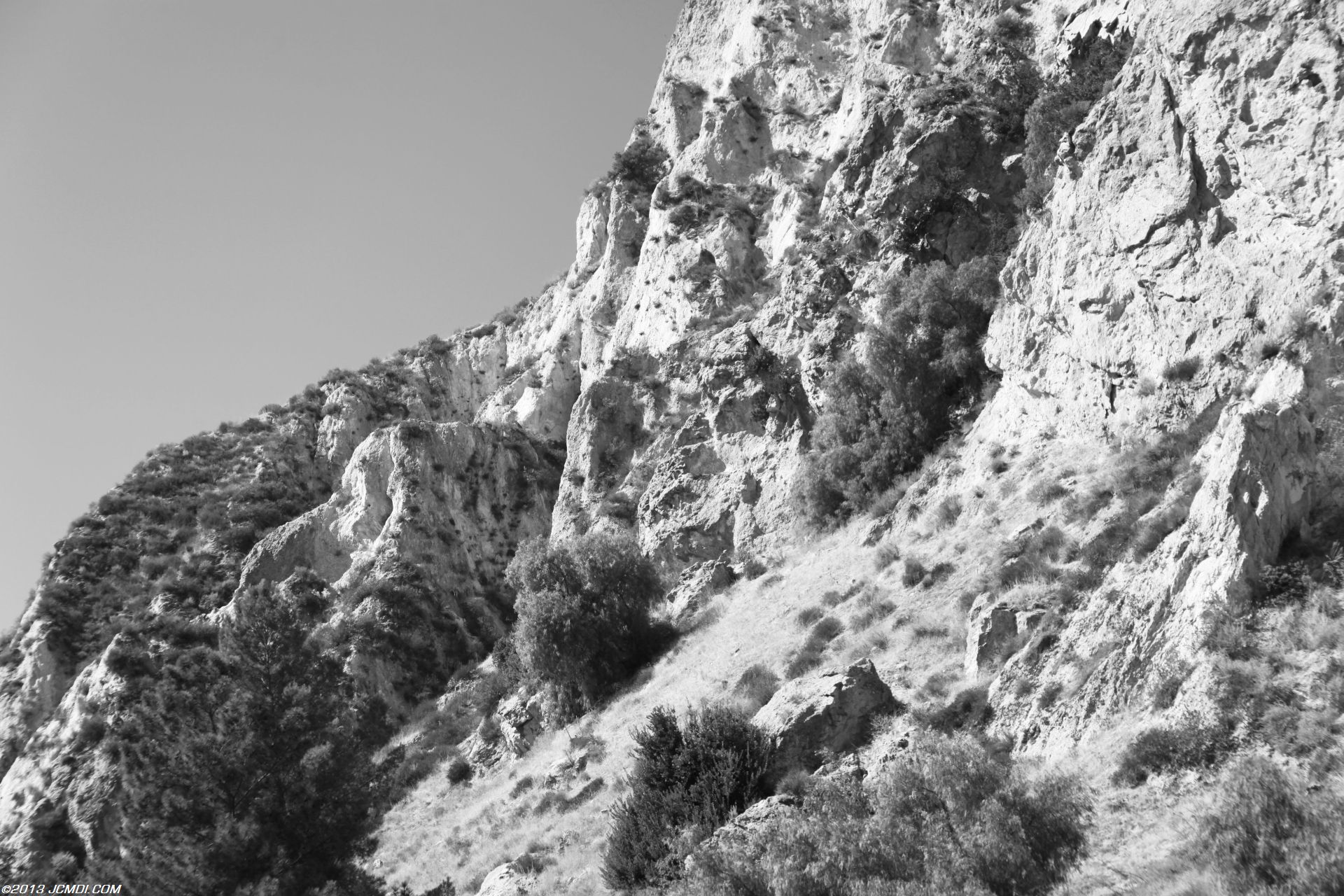 Piru Cliff B&W 11/17/2011